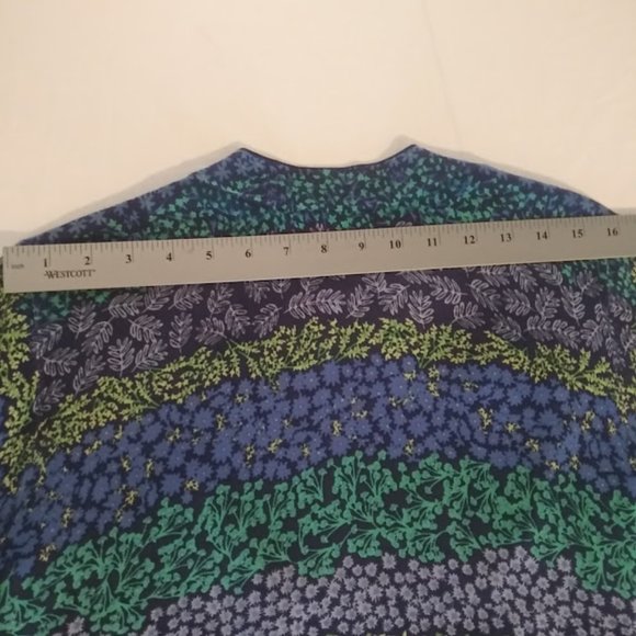 Isaac Mizrahi Live women's size M blue multicolored print open cardigan sweater - Picture 9 of 13